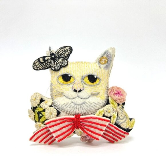 GUCCI Yuko Higuchi Cat Embroidery Accessories Brooch Canvas Multicolore Unused - Picture 1 of 10